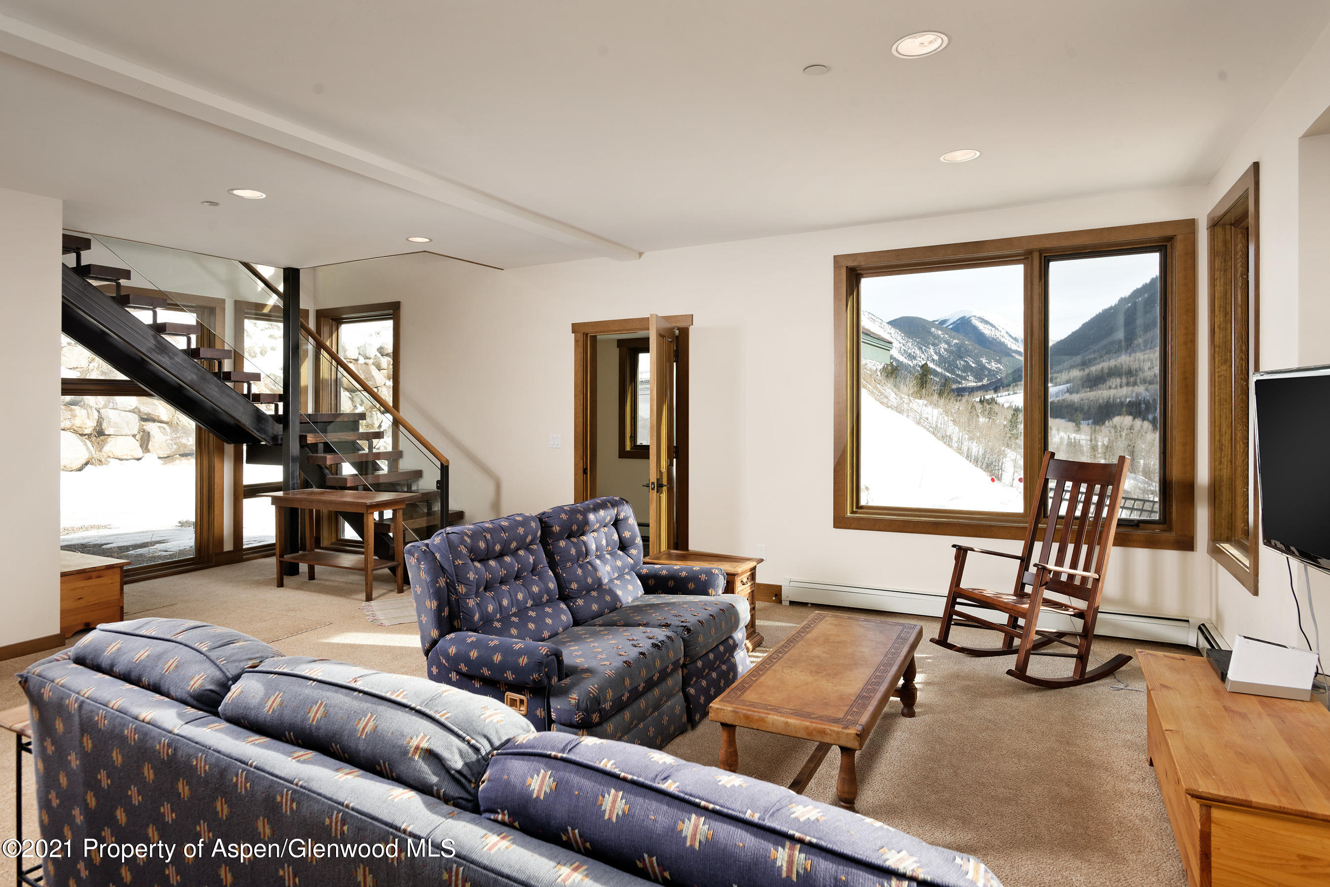 7200 Castle Creek Road Aspen, CO 81612 - Photo 9 of 28 7200CastleCr_DASH210208011