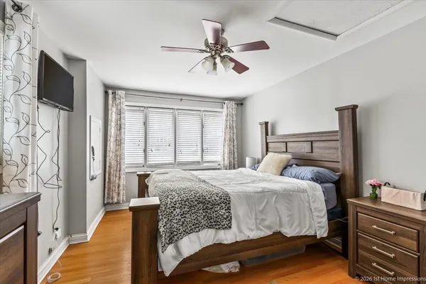 $349,900 | 8836 West 93rd Place, Hickory Hills, IL 60457