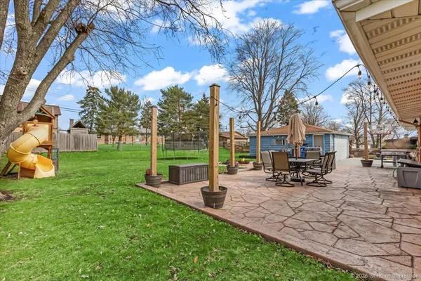 $349,900 | 8836 West 93rd Place, Hickory Hills, IL 60457
