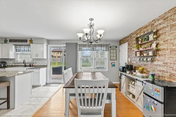 $349,900 | 8836 West 93rd Place, Hickory Hills, IL 60457
