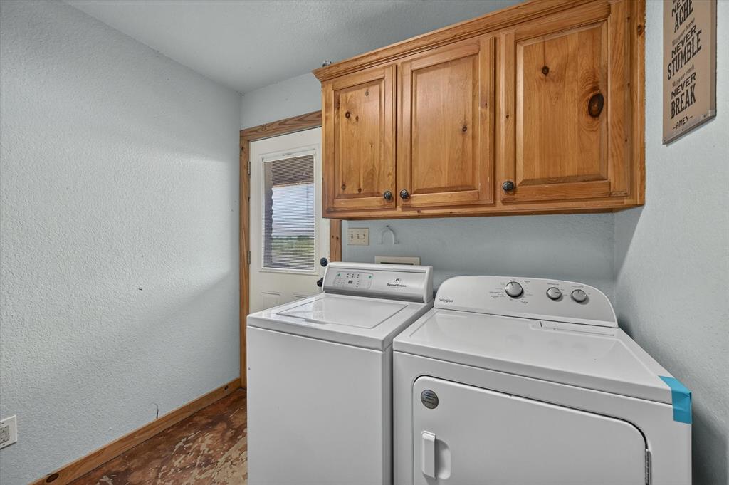 901 Marion Road Venus, TX 76084 - Photo 10 of 33