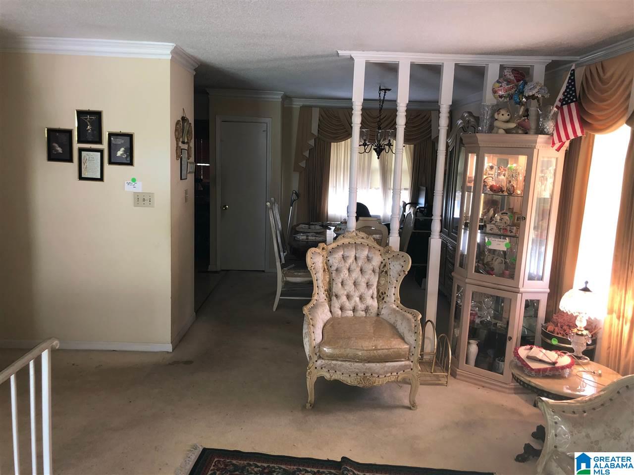 917 26th Street Southwest Birmingham, AL 35211 - Photo 7 of 20