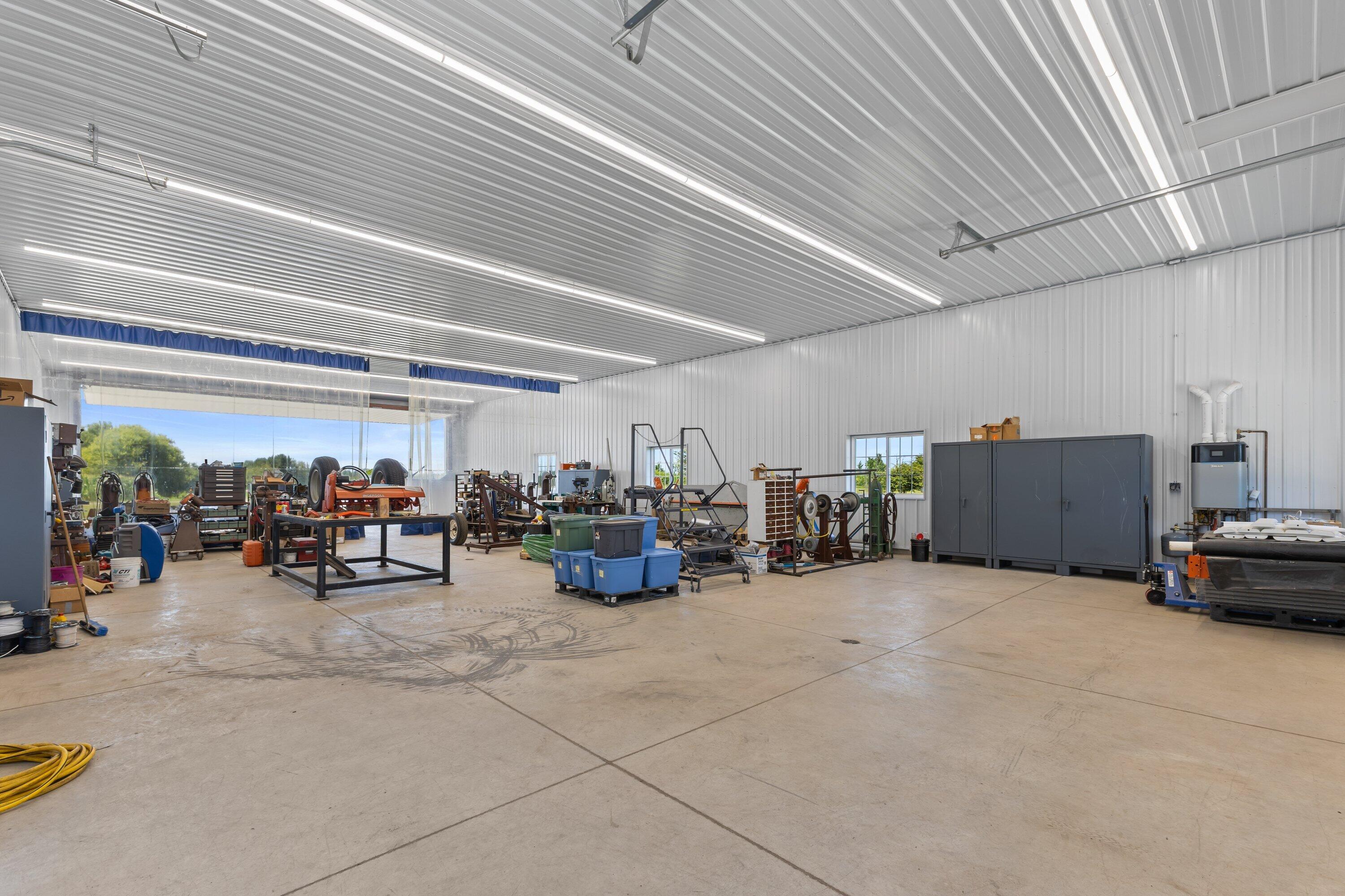 5102 6 Mile Road Belgium, WI 53004 - Photo 69 of 74 must be seen to be believed