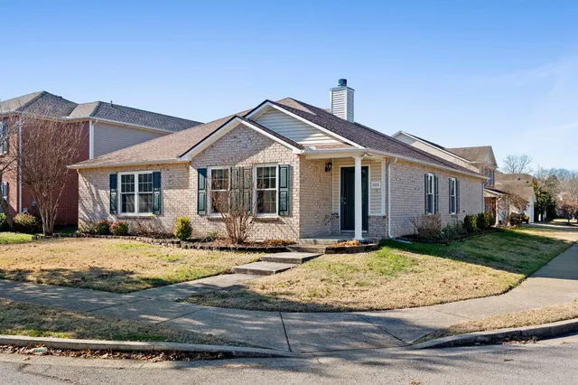 $2,300 | 3353 Blaze Drive, Murfreesboro, TN 37128