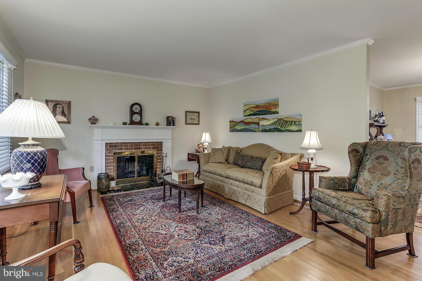 1804 Old Stage Road Alexandria, VA 22308 - Photo 3 of 30 Living Room