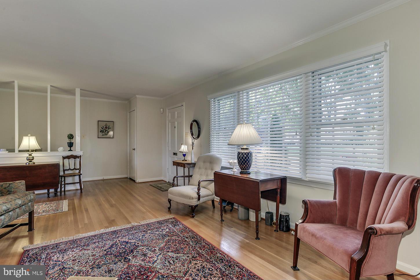 1804 Old Stage Road Alexandria, VA 22308 - Photo 6 of 30 Living Room to Foyer