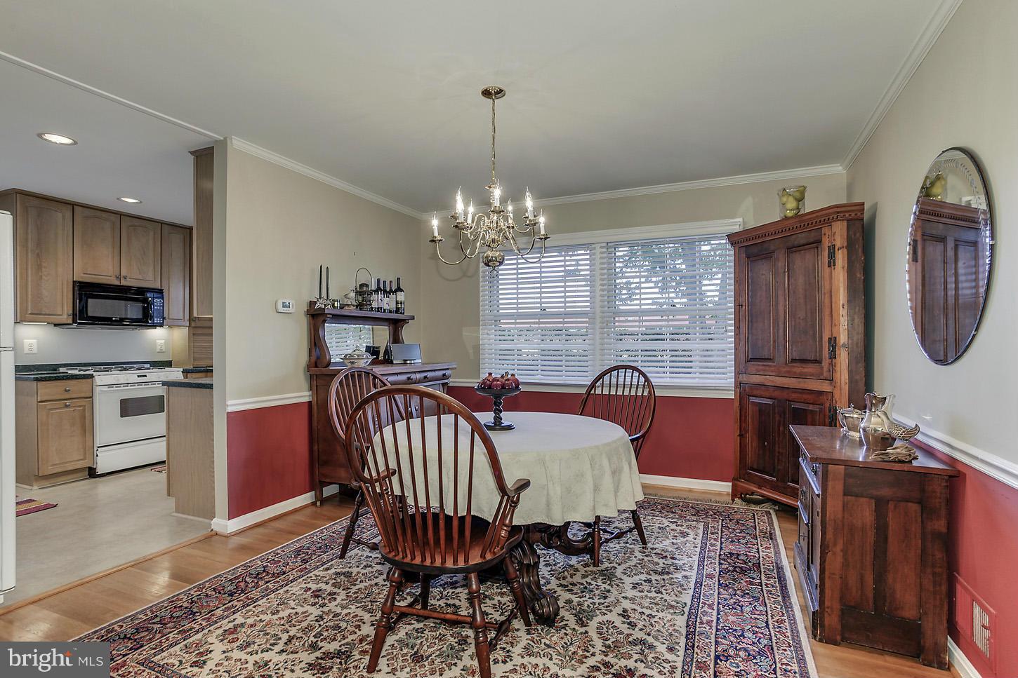 1804 Old Stage Road Alexandria, VA 22308 - Photo 8 of 30 Dining Room