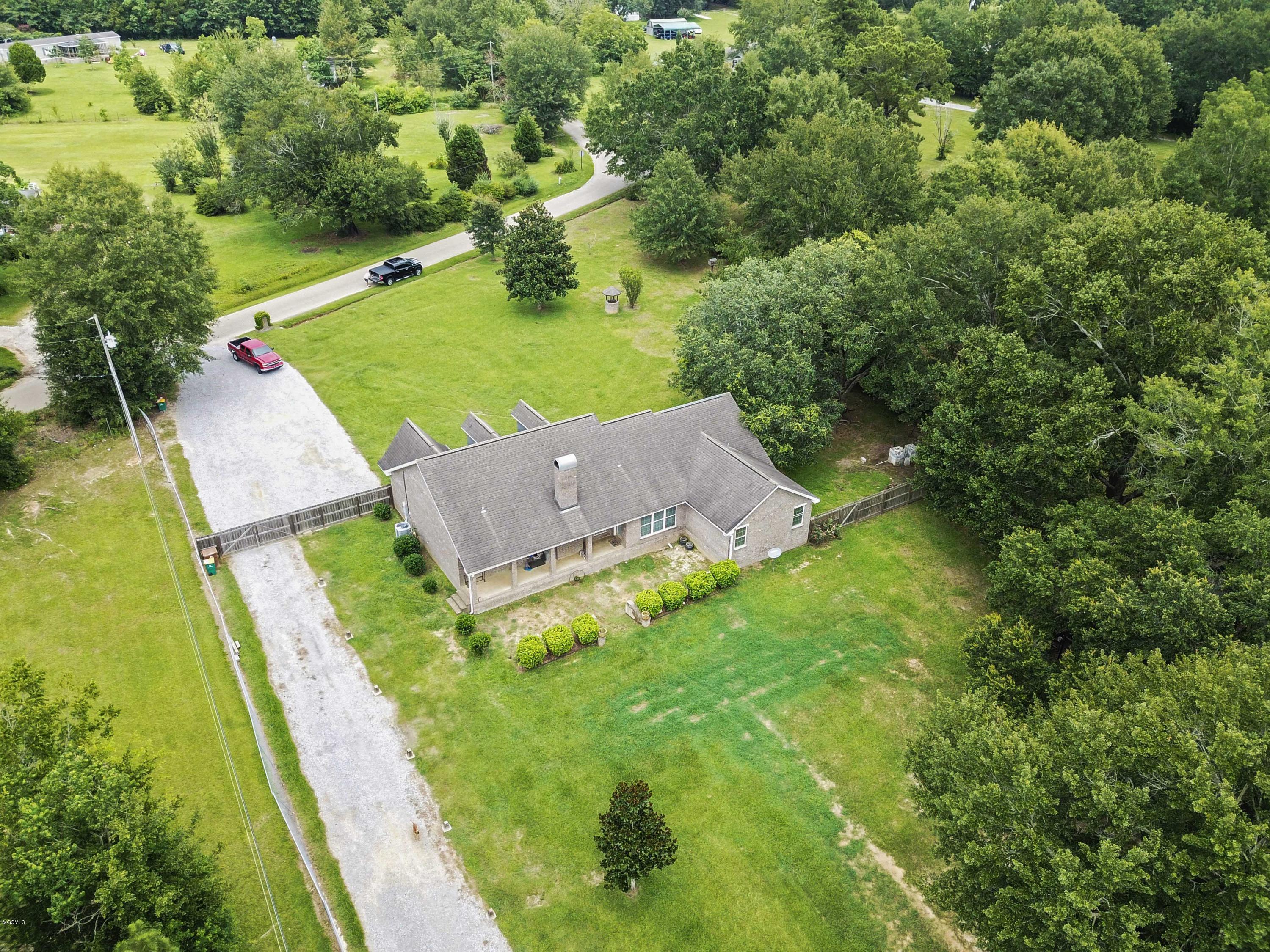 24025 Placide Road Pass Christian, MS 39571 - Photo 36 of 40 036