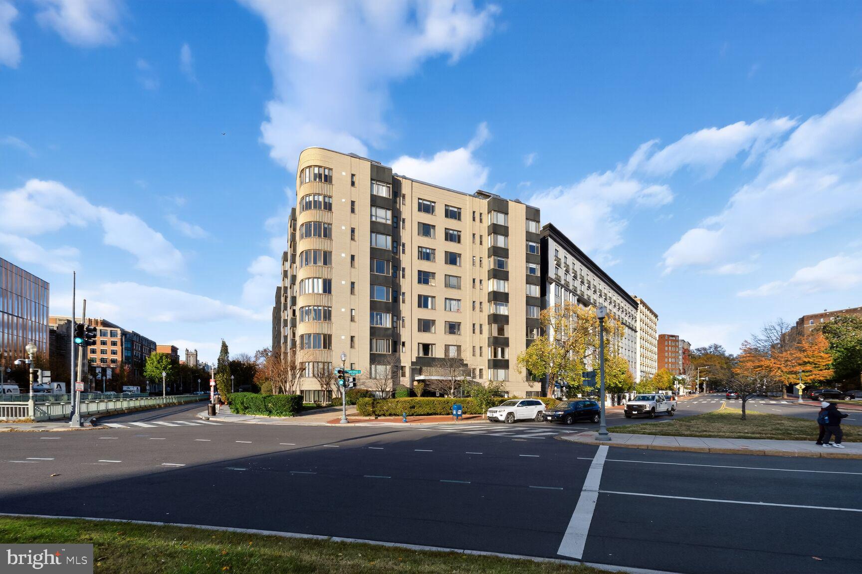 1 Scott Circle Northwest, Unit 708 Washington, DC 20036 - Photo 43 of 55