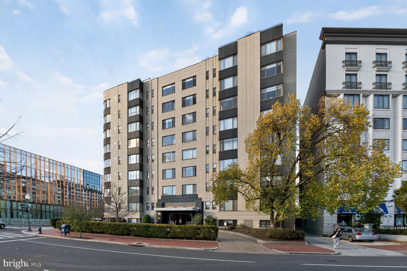 1 Scott Circle Northwest, Unit 708 Washington, DC 20036 - Photo 48 of 55