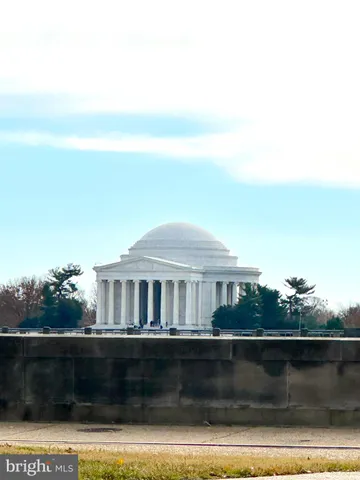 $345,000 | 1 Scott Circle Northwest, Unit 708, Washington, DC 20036