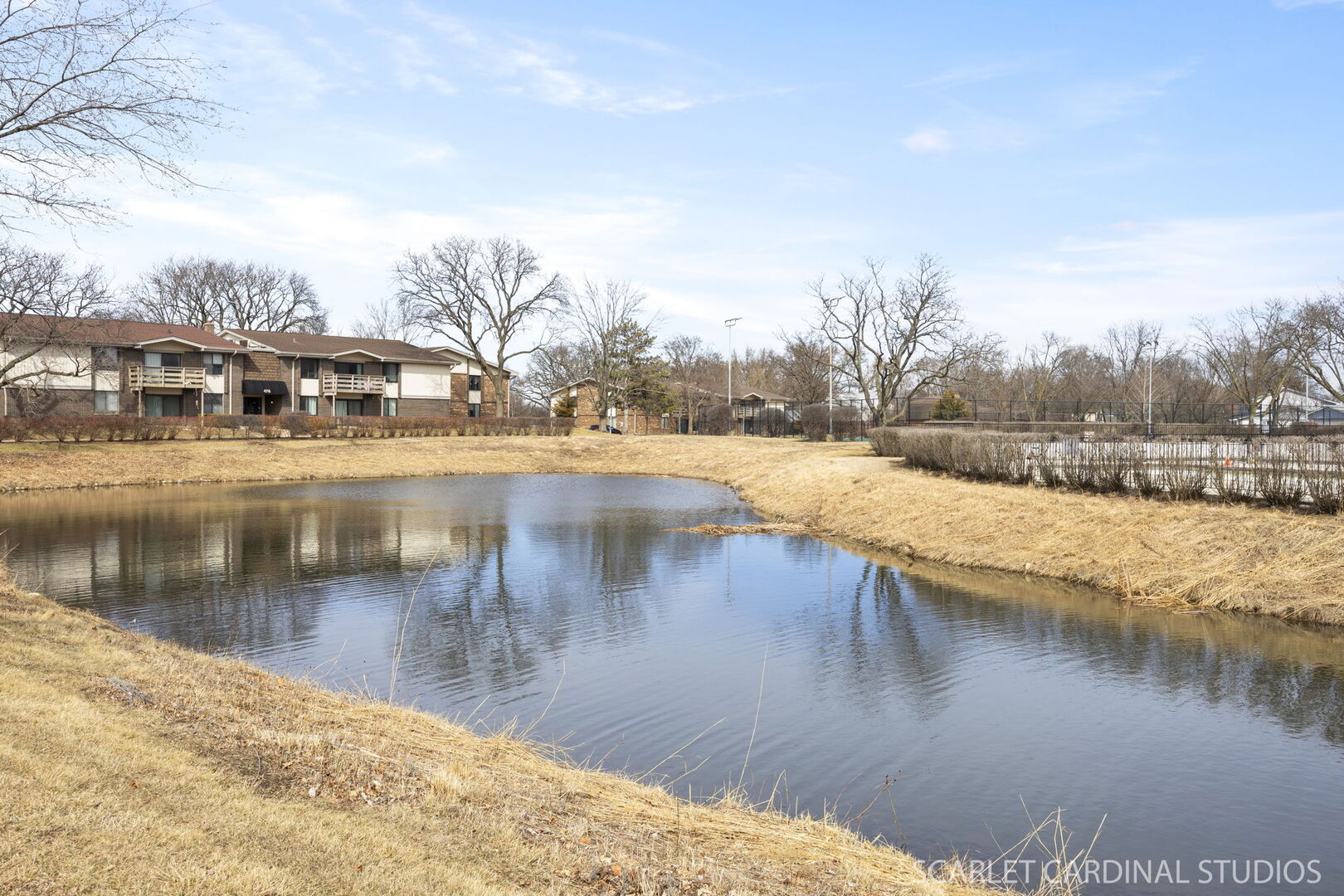 481 Raintree Court, Unit C Glen Ellyn, IL 60137 - Photo 4 of 4 Gallery Image 4