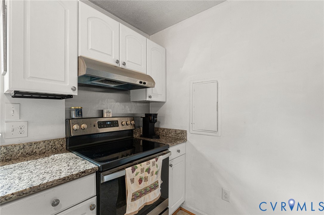 6201 Pointer Terrace North Chesterfield, VA 23237 - Photo 6 of 27