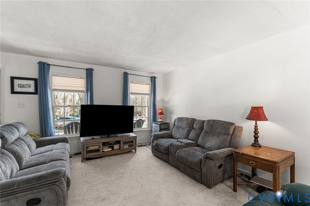 6201 Pointer Terrace North Chesterfield, VA 23237 - Photo 8 of 27