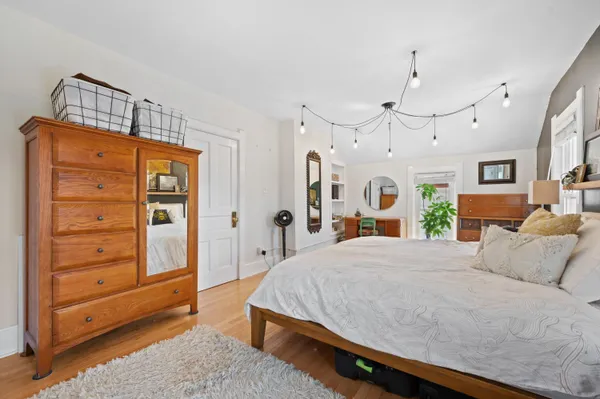 $399,900 | 3328 North Bartlett Avenue, Milwaukee, WI 53211