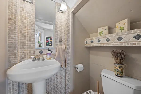 $399,900 | 3328 North Bartlett Avenue, Milwaukee, WI 53211