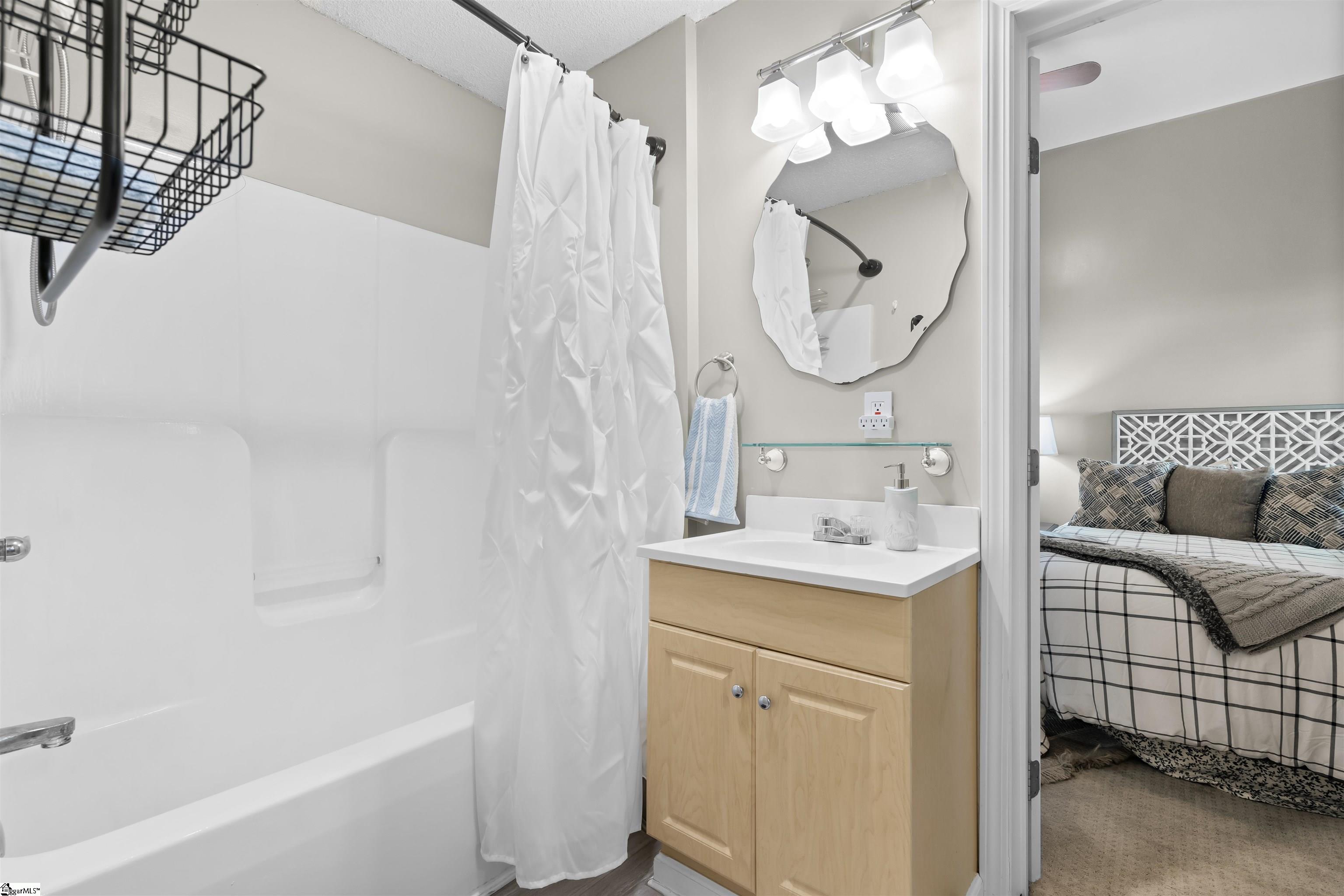 108 Garrison Street Easley, SC 29640 - Photo 13 of 28 Gallery Image 13