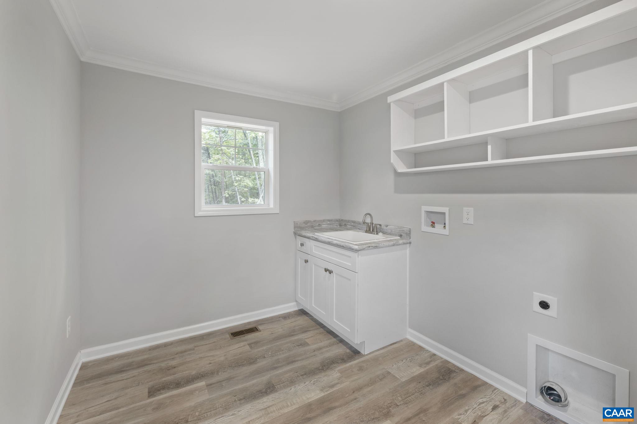 45 Union Church Road Palmyra, VA 22963 - Photo 34 of 68 Very large laundry room