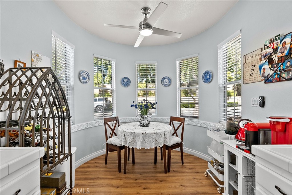 24702 Avignon Drive Valencia, CA 91355 - Photo 12 of 53