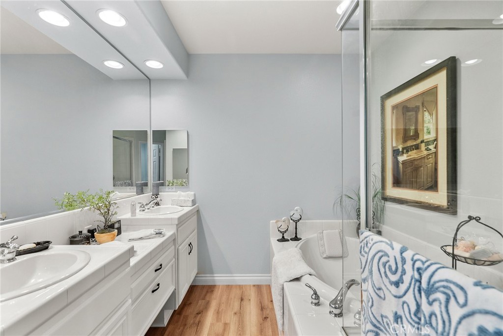 24702 Avignon Drive Valencia, CA 91355 - Photo 21 of 53