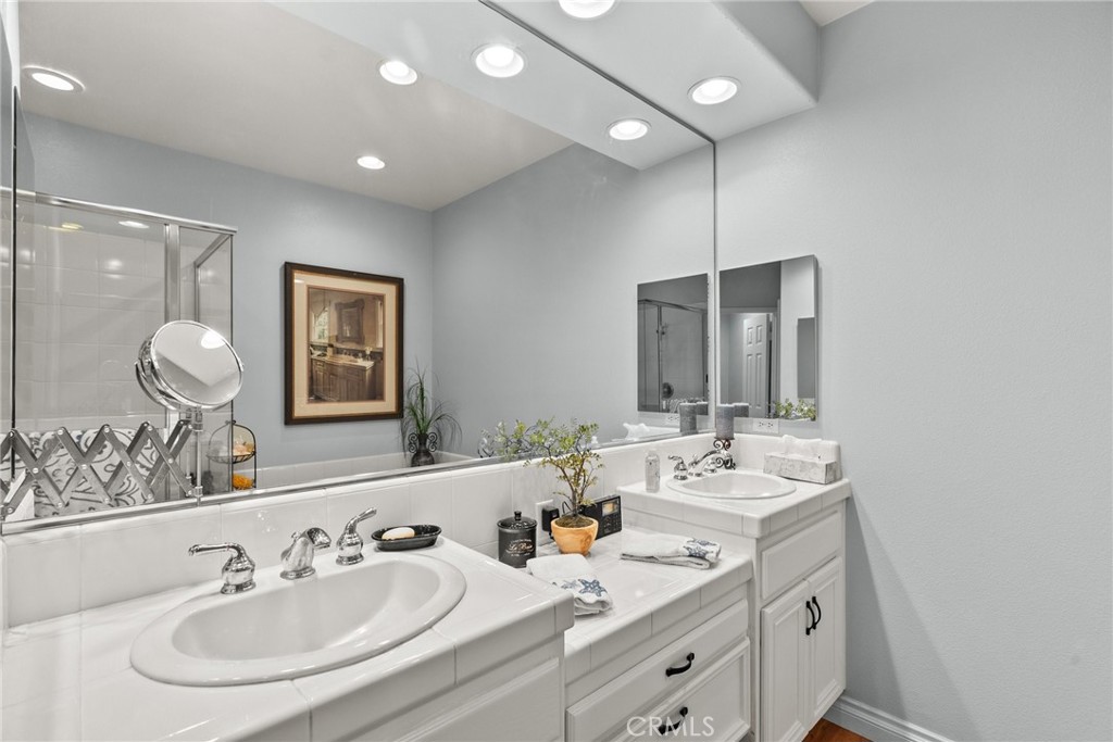 24702 Avignon Drive Valencia, CA 91355 - Photo 22 of 53