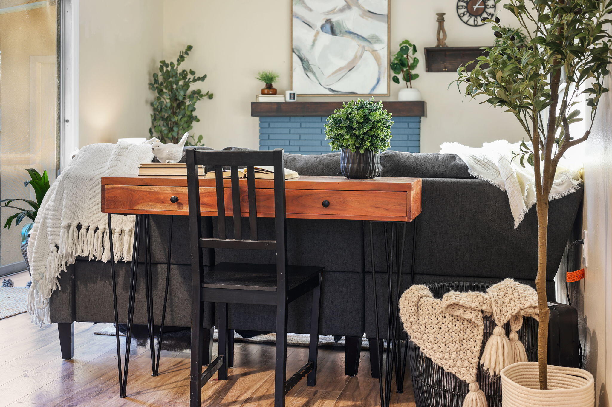 755 Christine Avenue Redding, CA 96003 - Photo 21 of 58 a dining room with furniture and wooden floor