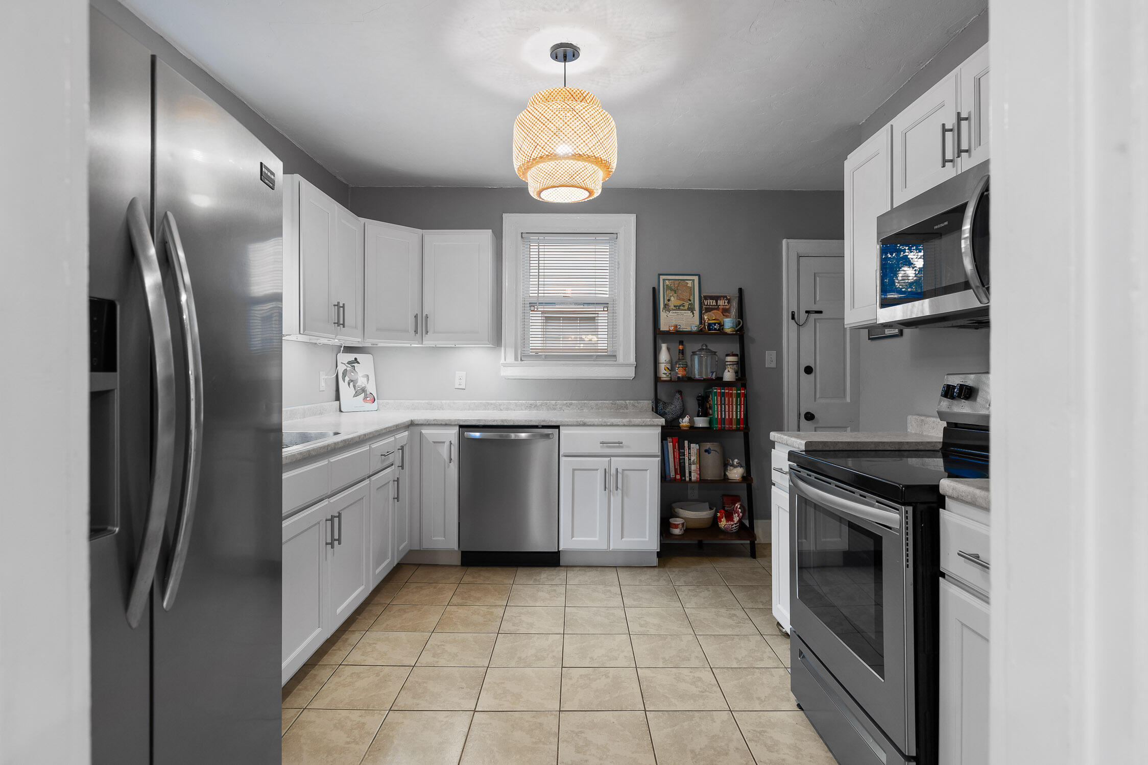 104 North Moore Road Chattanooga, TN 37411 - Photo 5 of 41 17-N Moore-20