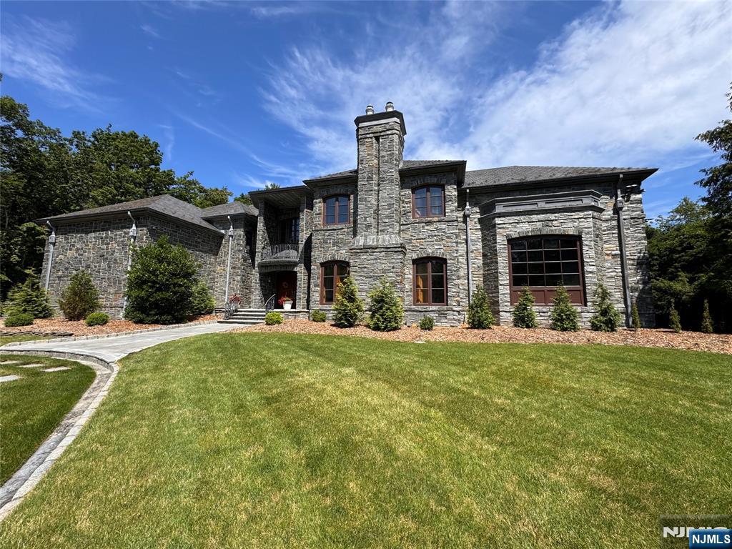 64 Stoney Ridge Road Saddle River, NJ 07458 - Photo 3 of 33