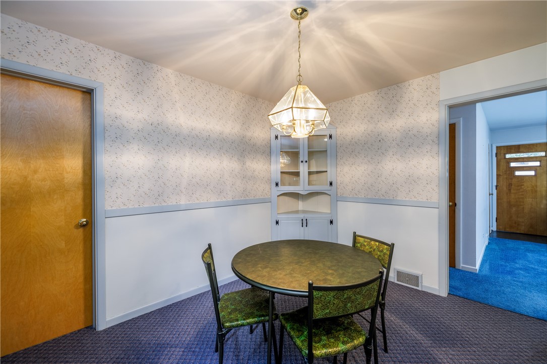 294 Ridgeview Drive Perinton, NY 14445 - Photo 13 of 36 Dining room open to kitchen