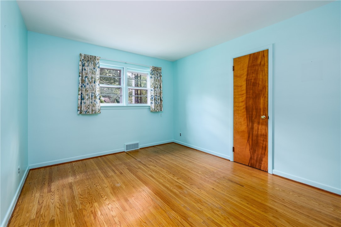 294 Ridgeview Drive Perinton, NY 14445 - Photo 25 of 36