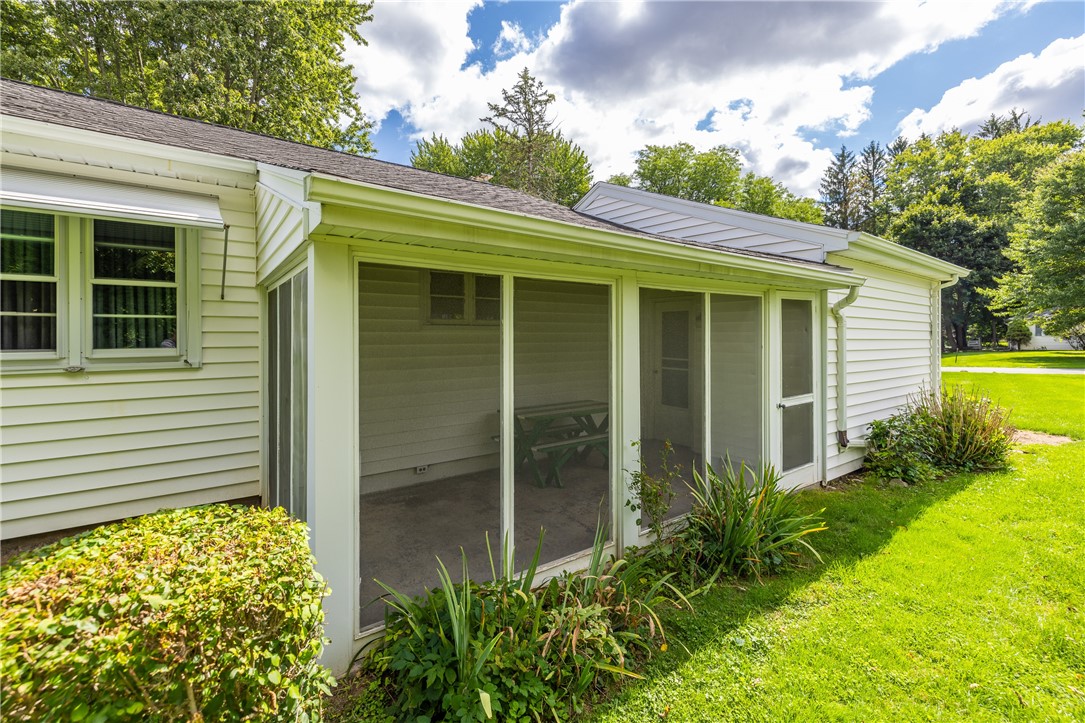 294 Ridgeview Drive Perinton, NY 14445 - Photo 6 of 36 Rear enclosed porch