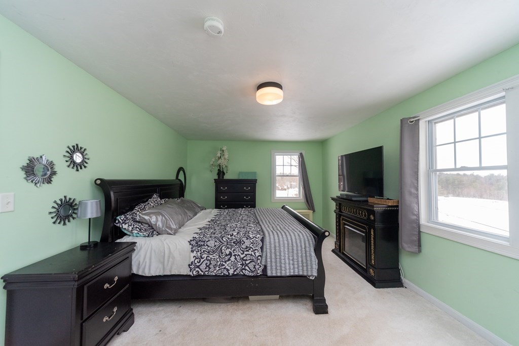 22 Glenwood Road Rutland, MA 01543 - Photo 29 of 41