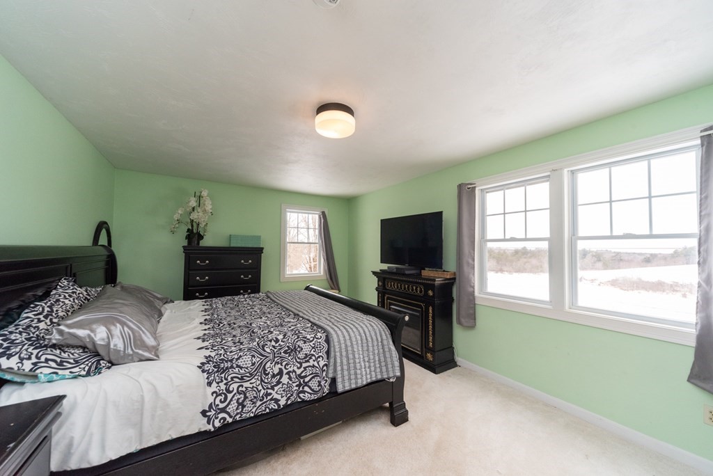 22 Glenwood Road Rutland, MA 01543 - Photo 30 of 41