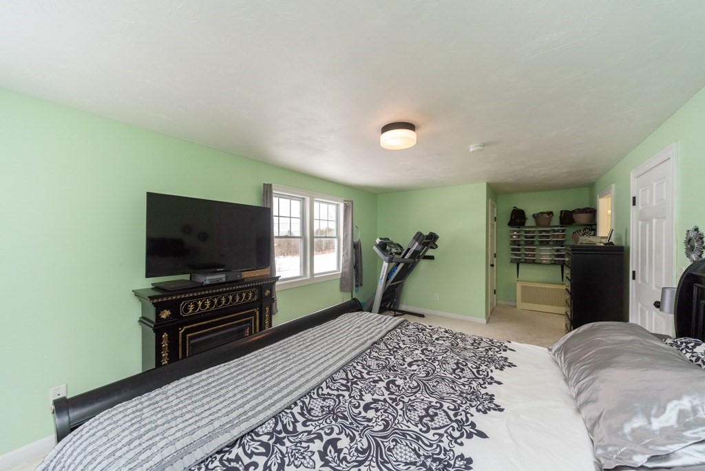 22 Glenwood Road Rutland, MA 01543 - Photo 32 of 41