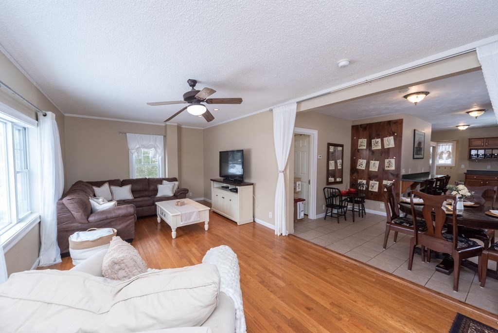 22 Glenwood Road Rutland, MA 01543 - Photo 6 of 41