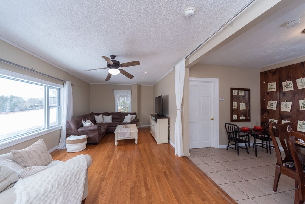 22 Glenwood Road Rutland, MA 01543 - Photo 7 of 41