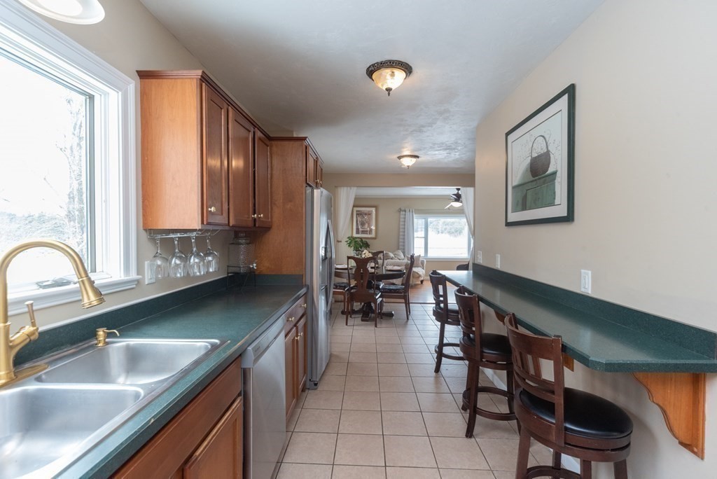 22 Glenwood Road Rutland, MA 01543 - Photo 9 of 41