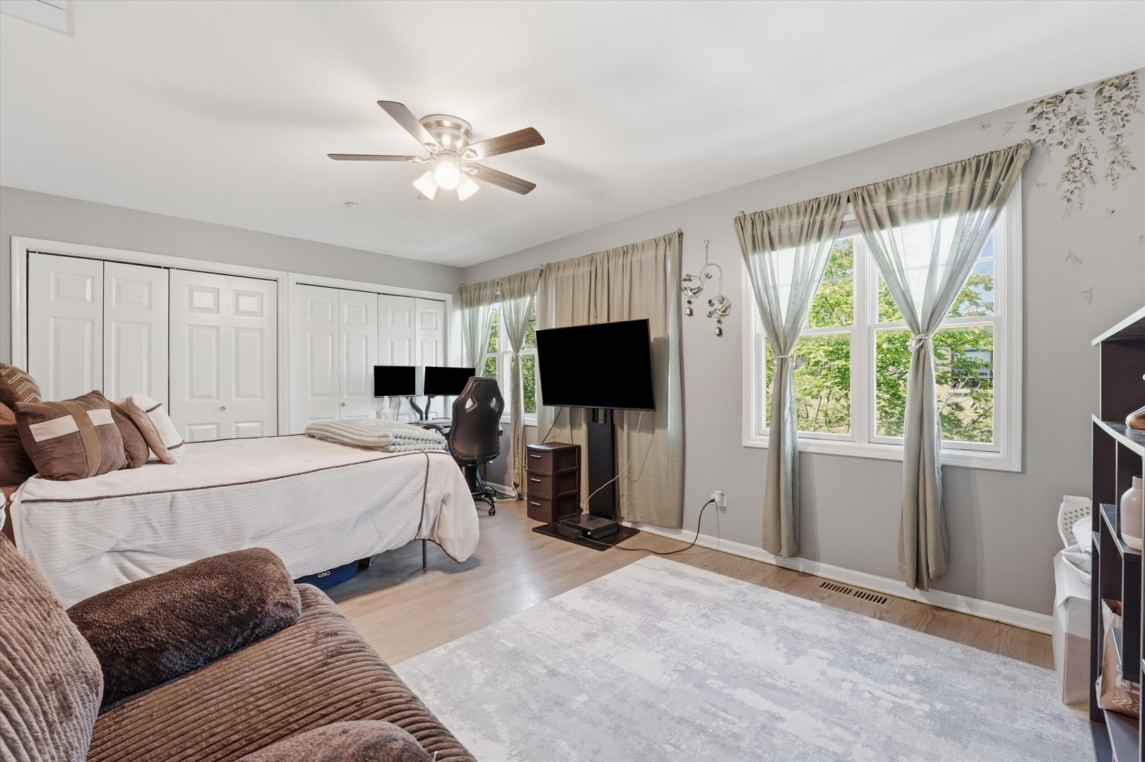 8625 Niles Center Road Skokie, IL 60077 - Photo 10 of 28