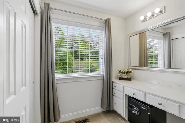 $725,000 | 33 Venuti Drive, Aston, PA 19014