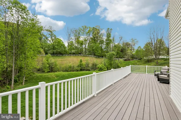 $725,000 | 33 Venuti Drive, Aston, PA 19014