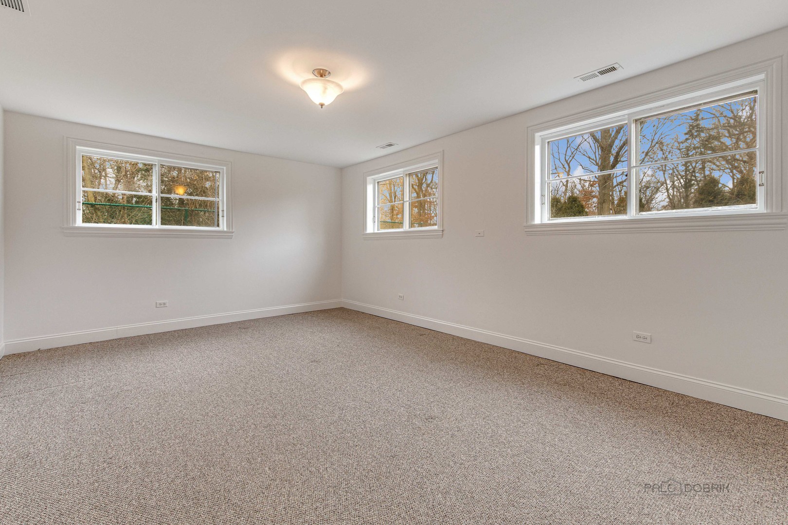 216 Green Bay Road Lake Bluff, IL 60044 - Photo 21 of 35 a view of an empty room with a window