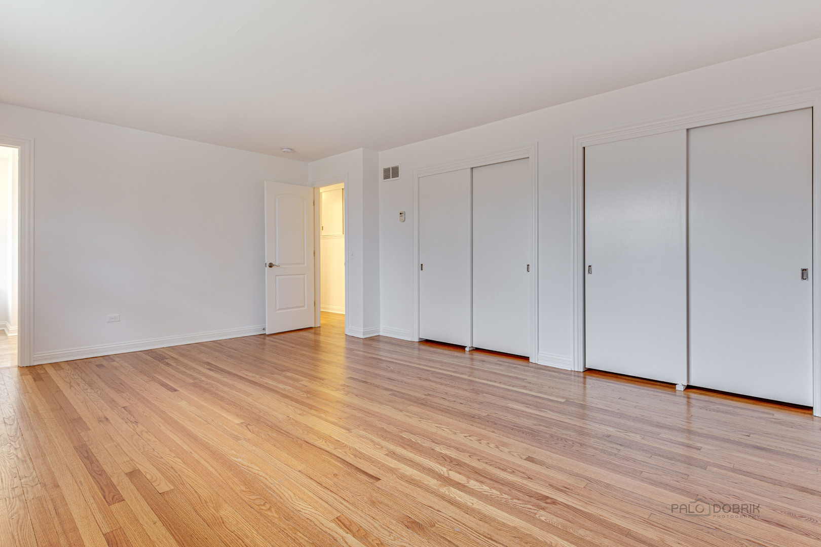 216 Green Bay Road Lake Bluff, IL 60044 - Photo 28 of 35 a view of an empty room with wooden floor
