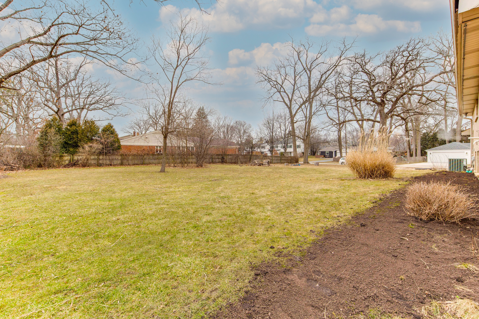 216 Green Bay Road Lake Bluff, IL 60044 - Photo 34 of 35 a view of yard with tree