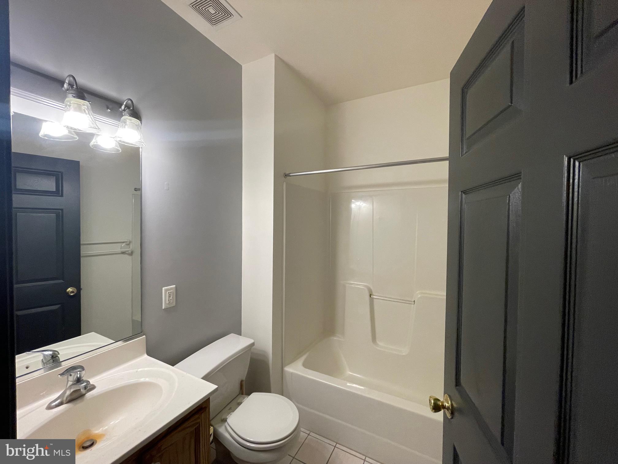 8795 Lowell Road Pomfret, MD 20675 - Photo 19 of 33