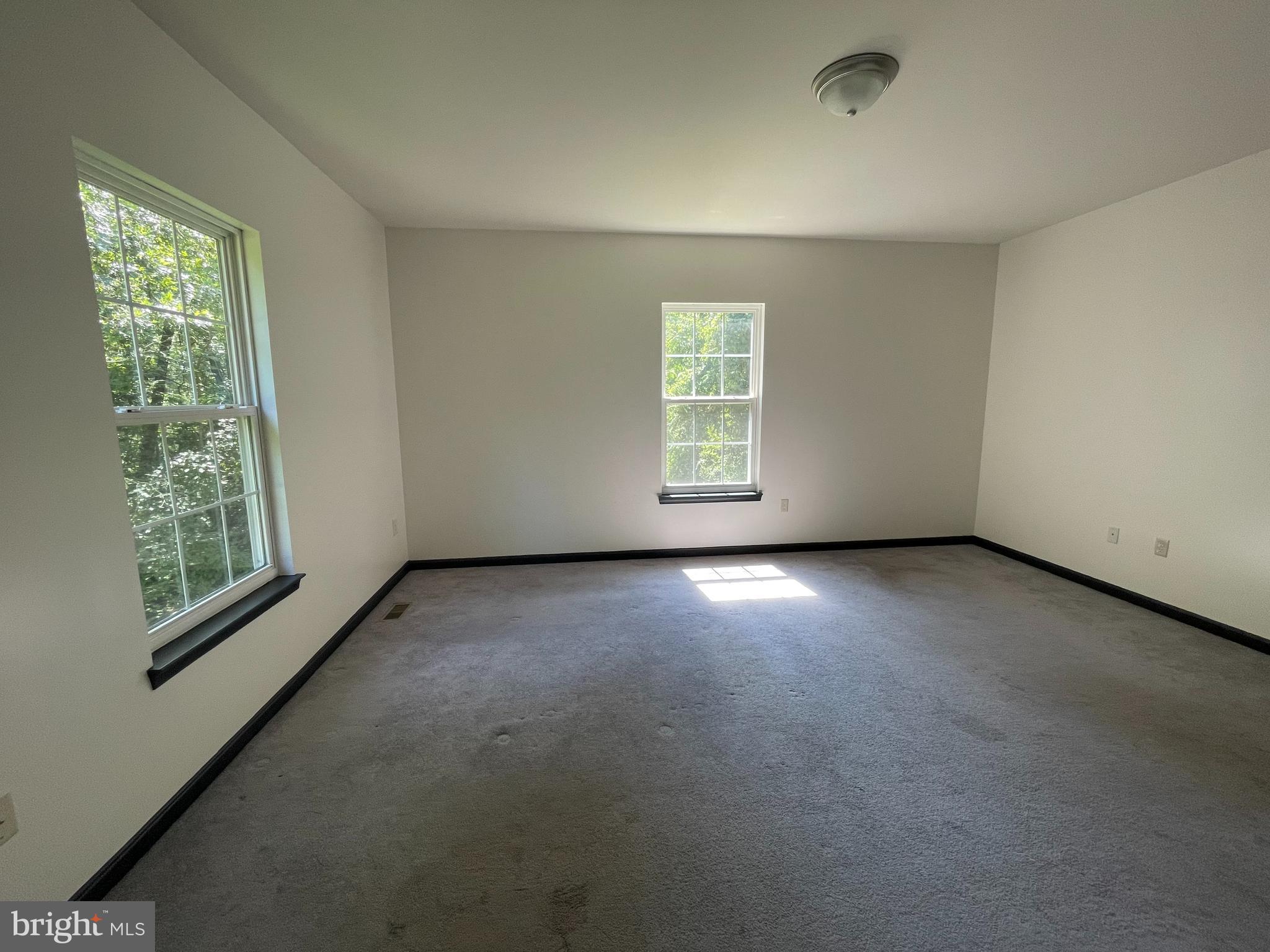 8795 Lowell Road Pomfret, MD 20675 - Photo 22 of 33