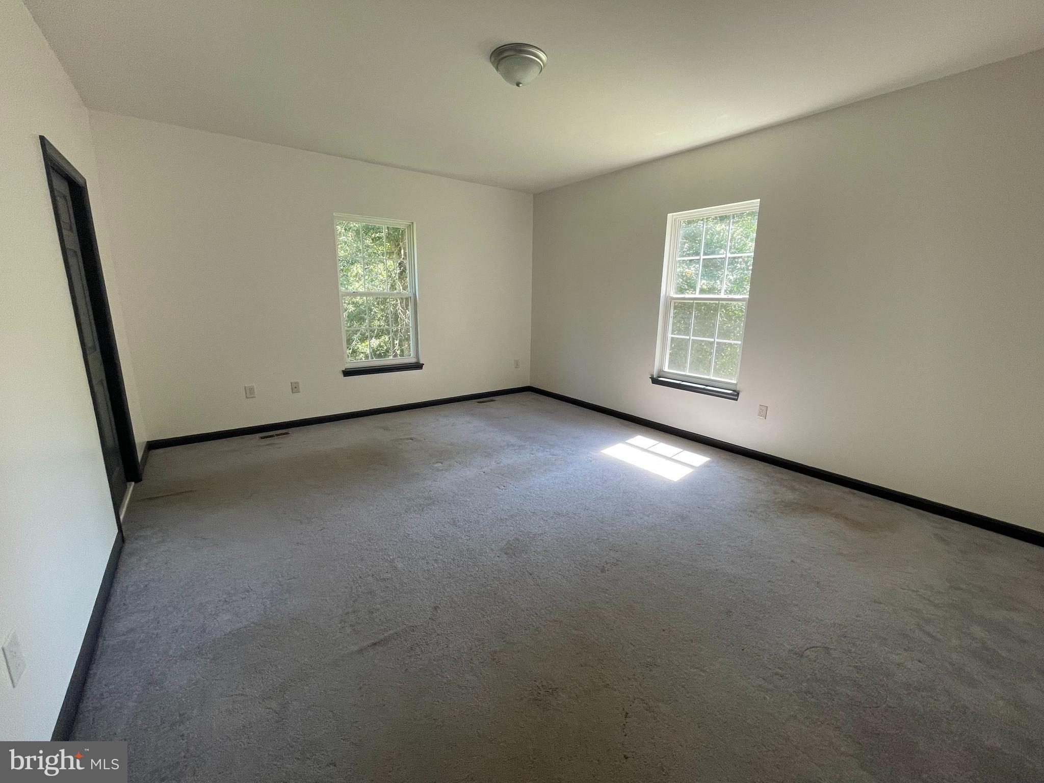 8795 Lowell Road Pomfret, MD 20675 - Photo 24 of 33