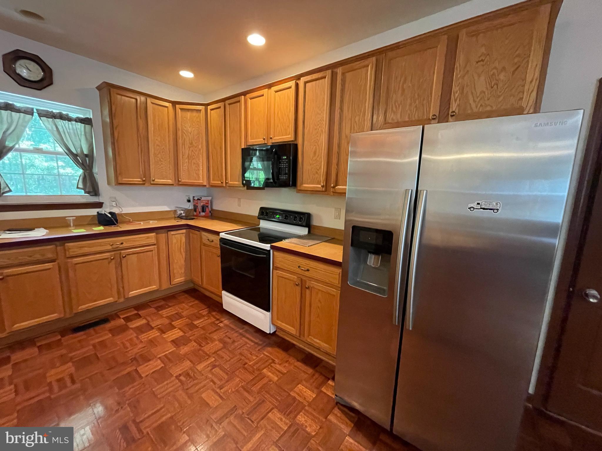 8795 Lowell Road Pomfret, MD 20675 - Photo 7 of 33