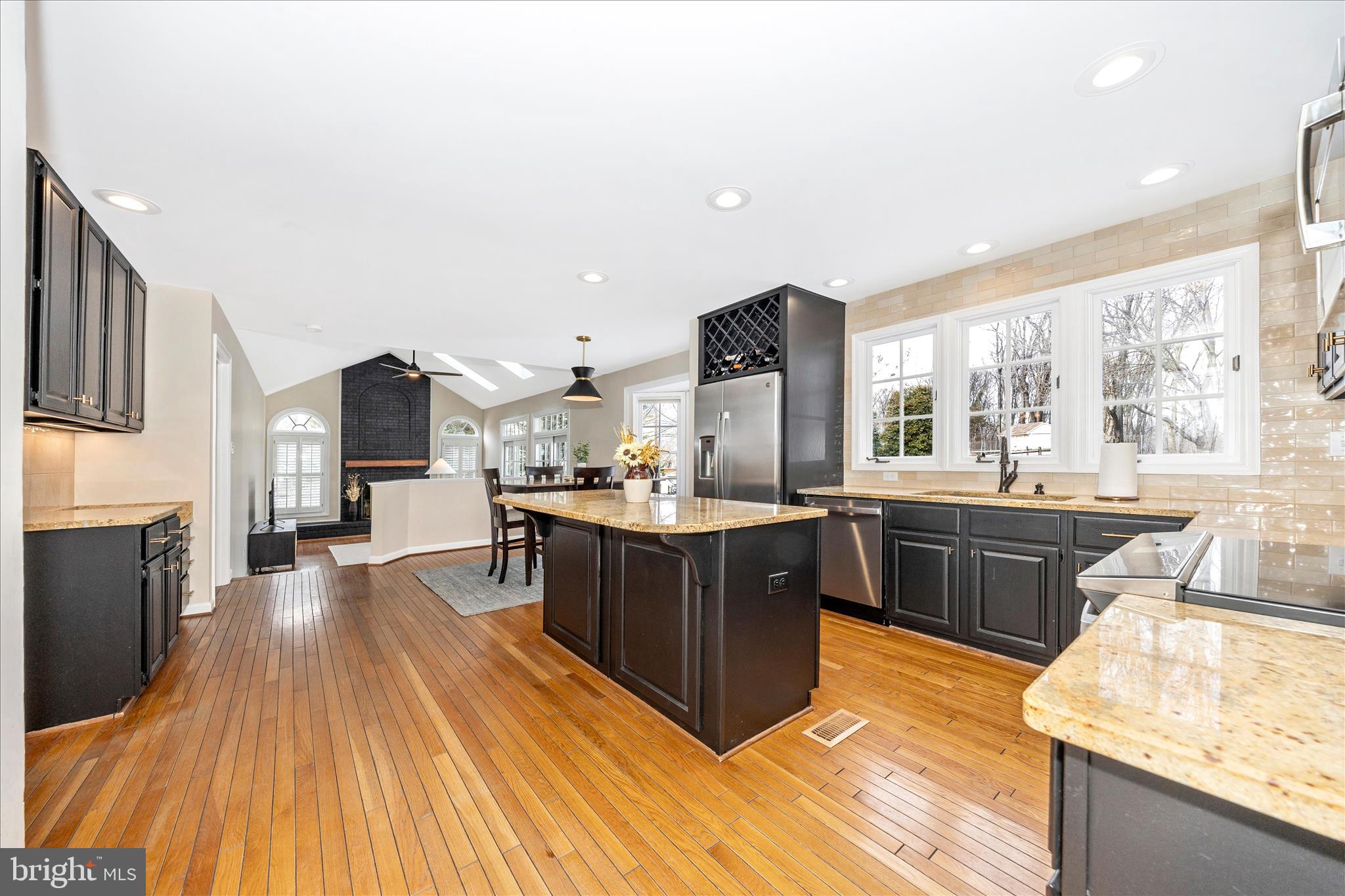 6135 Cornwall Place Frederick, MD 21701 - Photo 13 of 81 Updated Kitchen