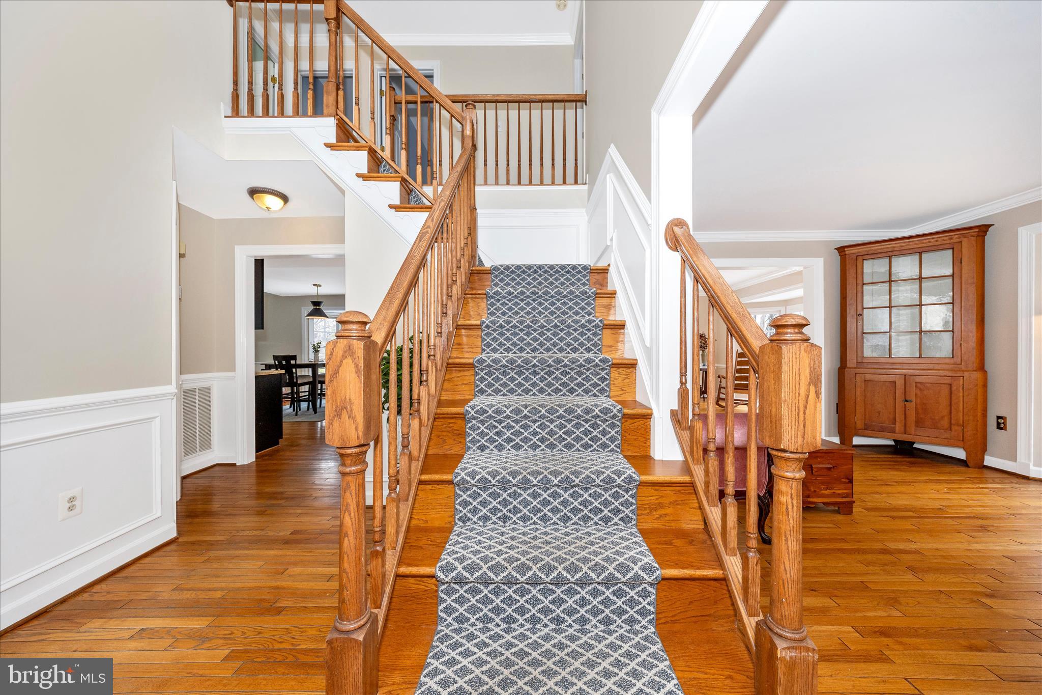 6135 Cornwall Place Frederick, MD 21701 - Photo 4 of 81 Elegant Foyer