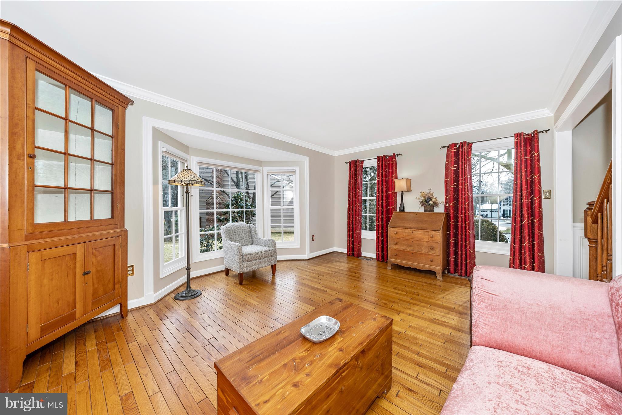 6135 Cornwall Place Frederick, MD 21701 - Photo 8 of 81 Living Room